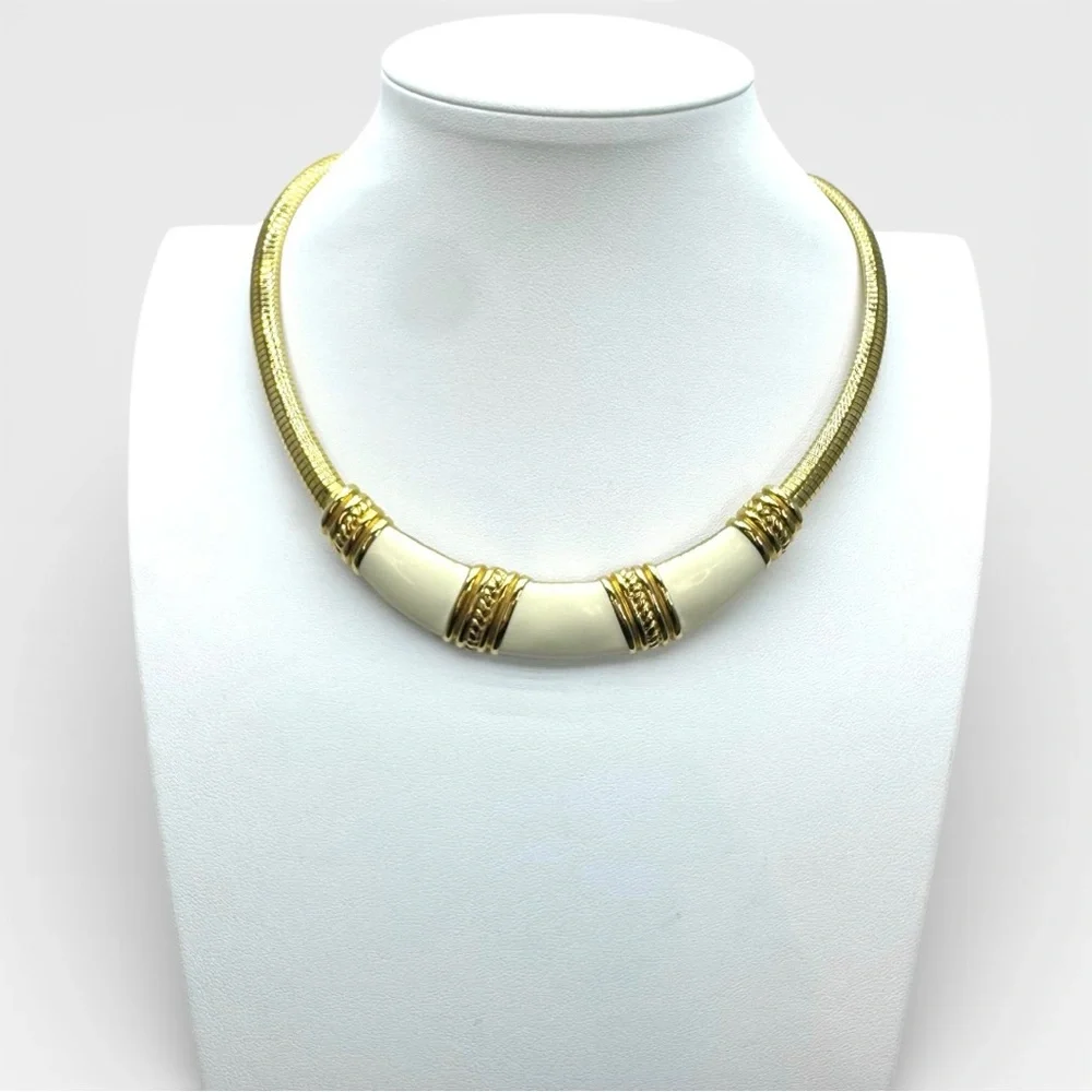 MONET 1980s Vintage Gold and Ivory Enamel Omega Tubogas Collar Necklace